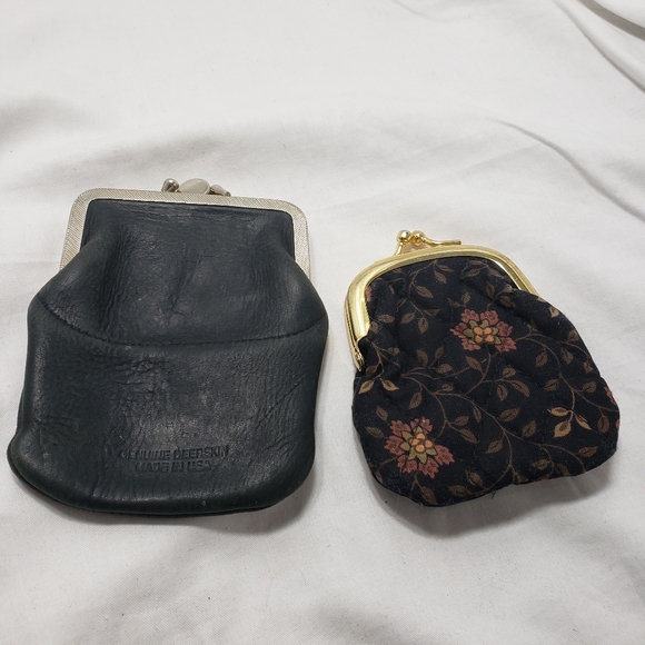 C8,470 Lot 2 Cigarette Case and Wallet and Wallet - Picture 2 of 3